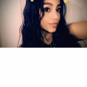 Meet your Posher, Ivonne